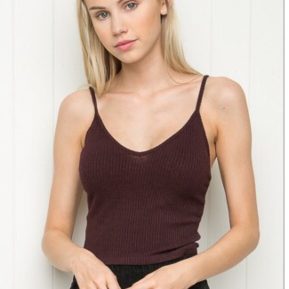 BRANDY MELVILLE 🍒 V-Neck Tank Top